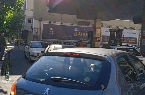 سقف سوخت‌گیری با کارت جایگاه کاهش یافت؛ امید دولت به کاهش مصرف بنزین