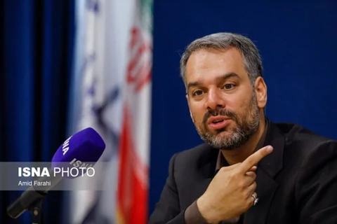 رشیدی کوچی: تعطیلی صنعت خودروی ایران می‌تواند 80 میلیارد دلار به نفع کشور باشد