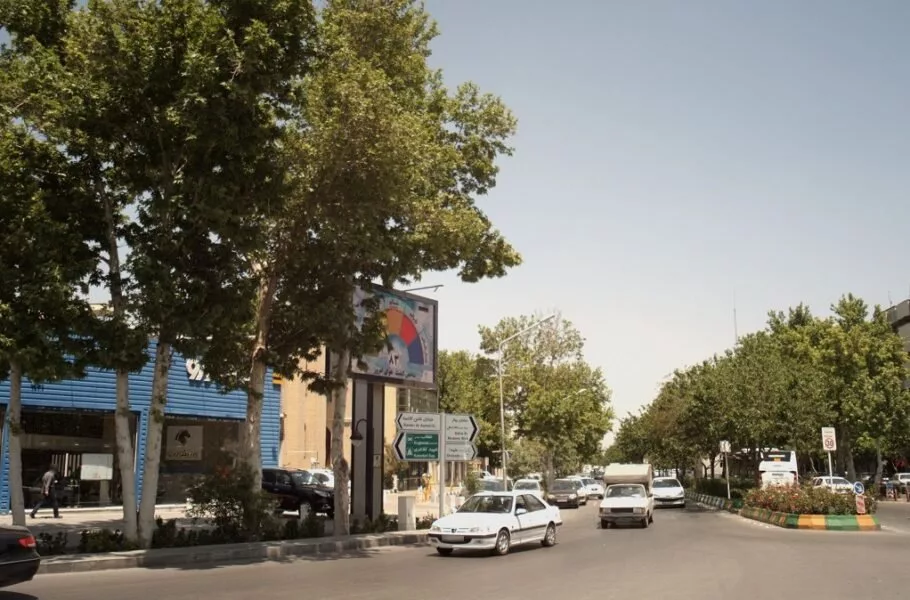 ایران‌خودرو همچنان دست بالاتر را در بازار خودروهای سواری ایران در اختیار دارد