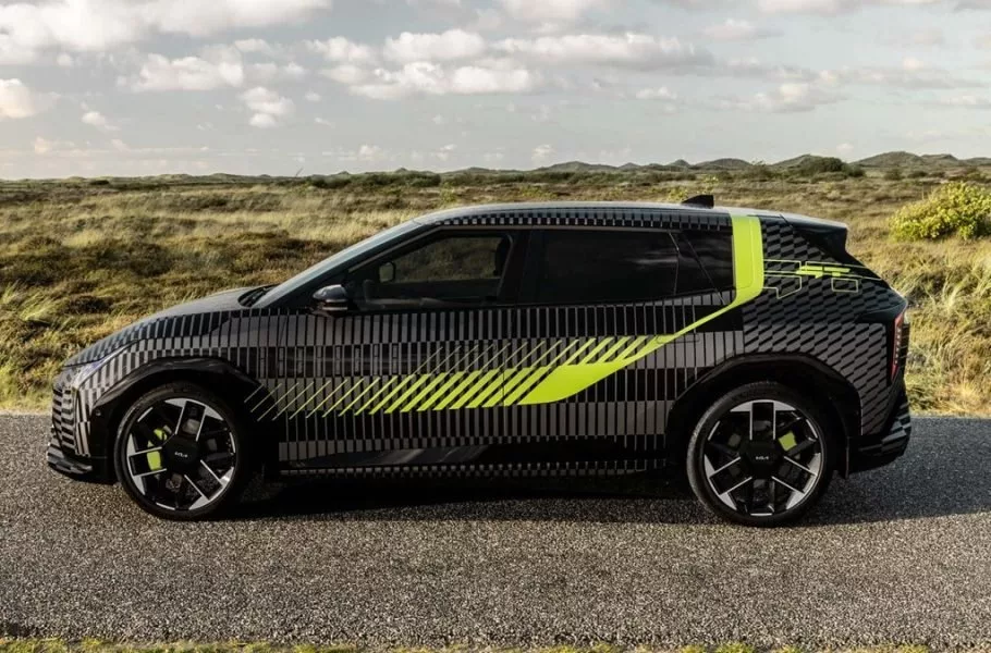 اولین تصاویر از کراس‌اوور اسپرت کیا EV4 GT منتشر شد