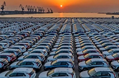 ابلاغ شرایط نهایی واردات خودرو برای ایرانیان خارج از کشور؛ از شرط اقامت تا لیست ممنوعیت‌ها