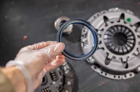 کاسه نمد خودرو چیست و چه کاربردی دارد؟ | راهنمای کامل