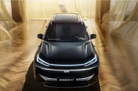 جیلی گلکسی M7 با برد 1730 کیلومتر رونمایی شد