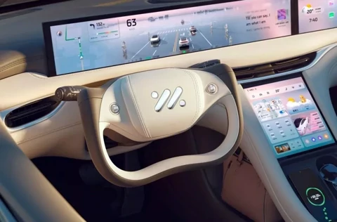 پایان دوران فرمان عجیب خودرو؛ چین فرمان‌های نیم دایره‌ای را ممنوع کرد